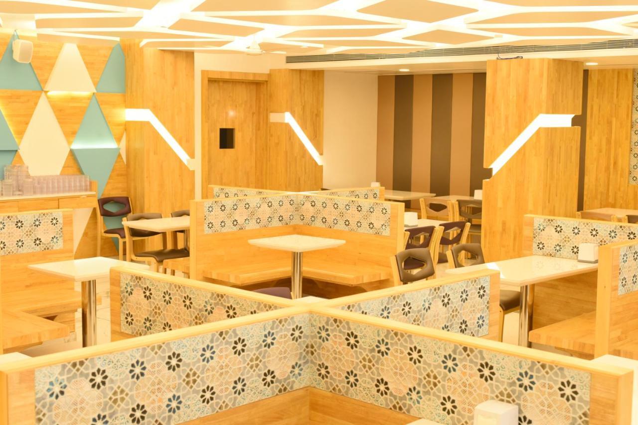 Shree Ganga Smb Hotels Ujjain Exterior photo